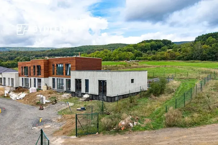 Prodej rodinného domu, Košťany, K zámku, 92 m2