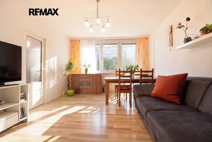 Prodej bytu 3+1, Praha - Řepy, Laudova, 74 m2