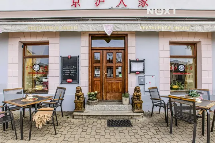 Prodej ubytování, Hluboká nad Vltavou, nám. Čsl. armády, 533 m2