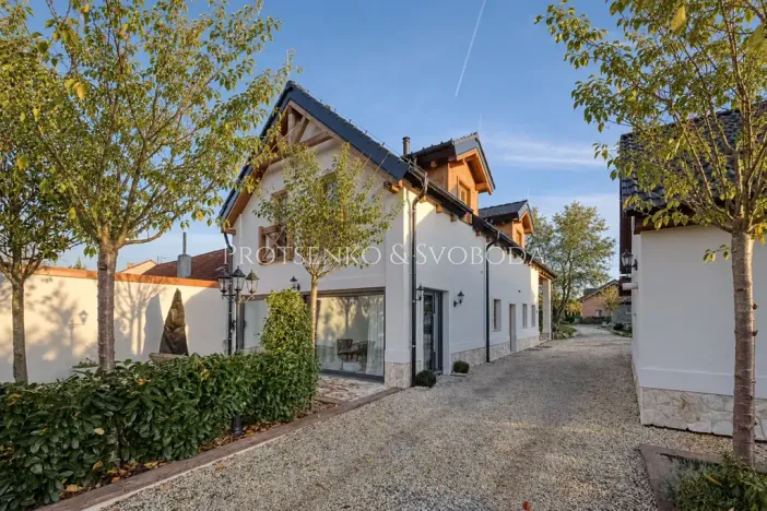 Prodej vícegeneračního domu, Lipí, 223 m2