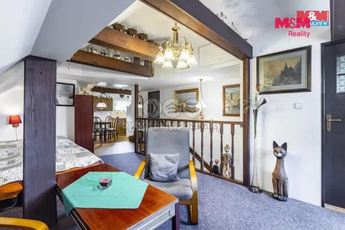 Prodej ubytování, Deštné v Orlických horách, 590 m2