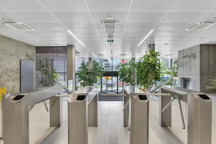 Pronájem kanceláře, Praha - Stodůlky, náměstí Junkových, 500 m2