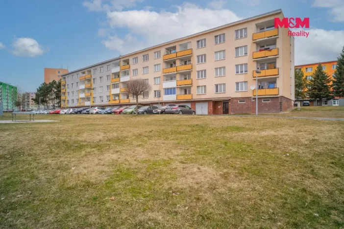 Pronájem bytu 2+1, Klášterec nad Ohří - Miřetice u Klášterce nad Ohří, 17. listopadu, 60 m2