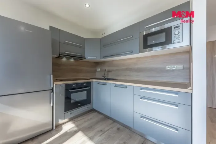 Pronájem bytu 1+1, Děčín - Děčín VI-Letná, U Tvrze, 36 m2