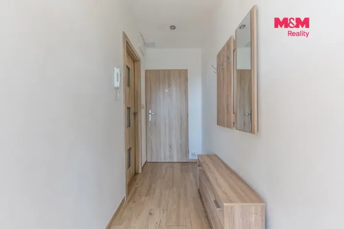 Pronájem bytu 1+1, Děčín - Děčín VI-Letná, U Tvrze, 36 m2