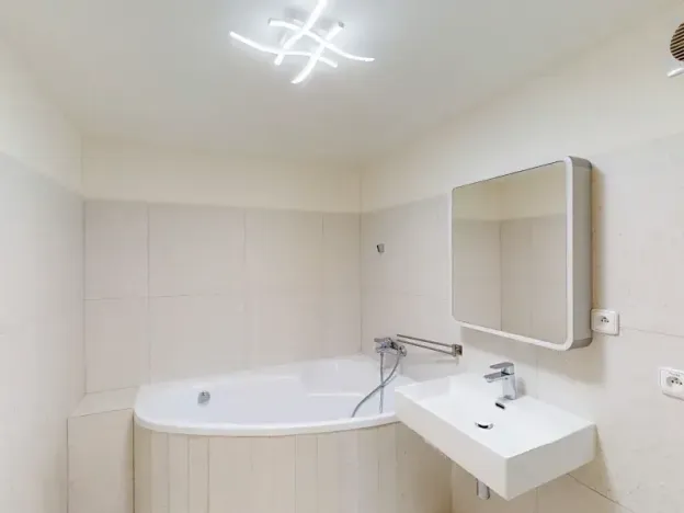 Pronájem bytu 3+kk, Praha - Smíchov, Zborovská, 66 m2