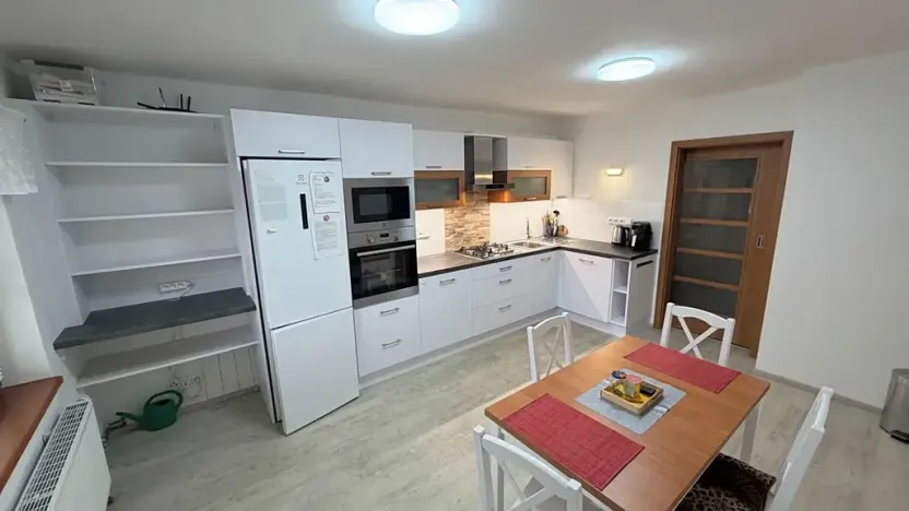 Pronájem bytu 2+1, Luhačovice, Nábřeží, 65 m2
