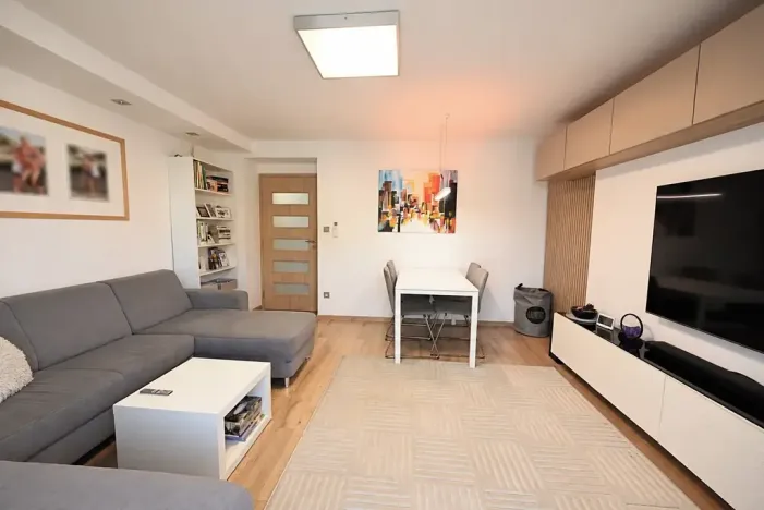 Prodej bytu 3+1, Luhačovice, Nábřeží, 57 m2