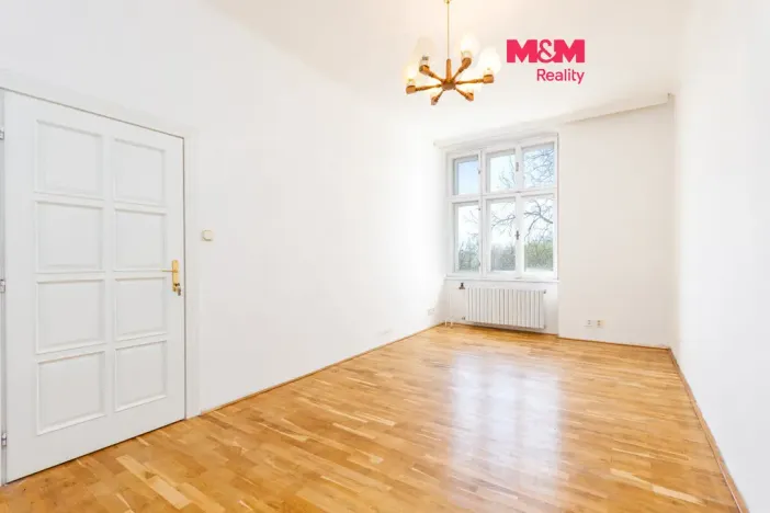 Prodej atypického bytu, Orlová - Město, Fr. Palackého, 140 m2