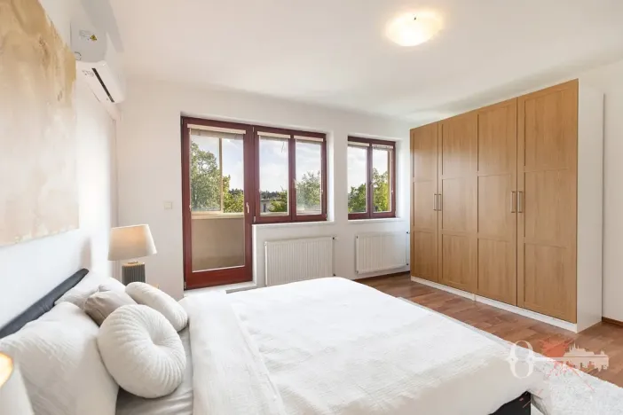 Prodej bytu 2+kk, Praha - Štěrboholy, Andersenova, 65 m2