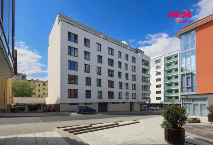 Pronájem bytu 2+kk, Plzeň, U Tržiště, 70 m2