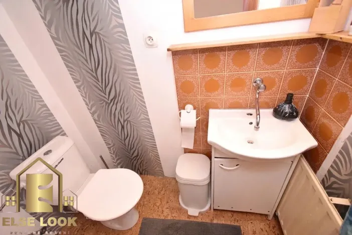 Pronájem bytu 3+kk, Kramolna, 76 m2