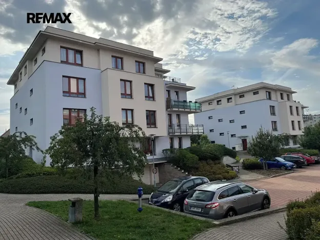 Pronájem bytu 2+kk, Slaný, Kybalova, 43 m2