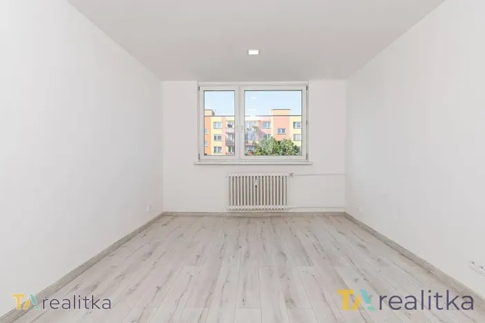 Prodej bytu 3+1, Orlová, Masarykova třída, 74 m2