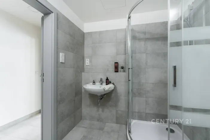 Pronájem bytu 1+kk, Praha - Hostivař, 32 m2