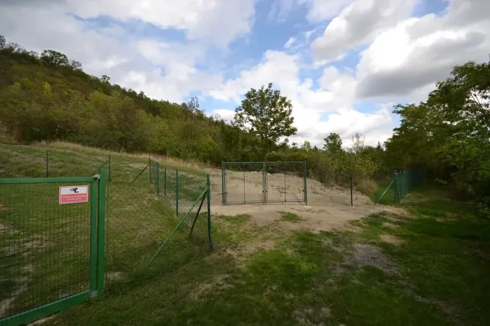 Pronájem zahrady, Křešice, 1500 m2