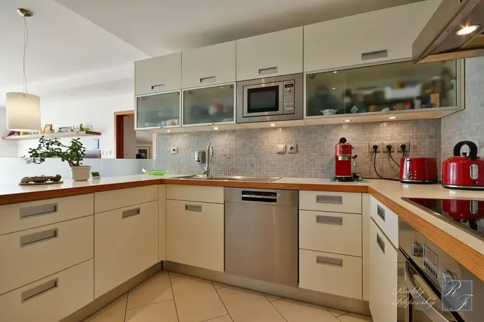 Prodej bytu 3+kk, Praha - Dolní Chabry, Spořická, 84 m2