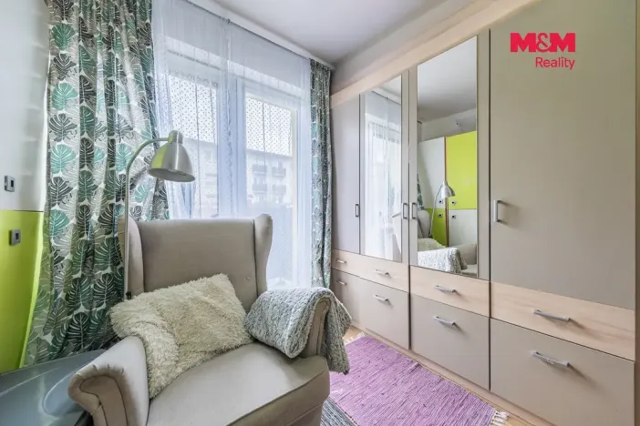 Prodej bytu 4+1, Milovice - Mladá, Spojovací, 70 m2