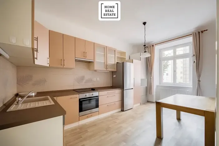 Pronájem bytu 2+1, Praha - Vinohrady, Korunní, 79 m2