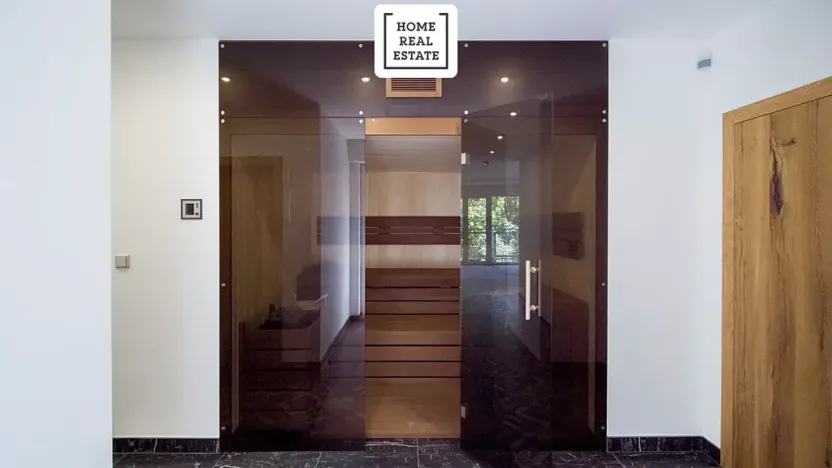 Prodej bytu 4+kk, Karlovy Vary, Šumavská, 171 m2