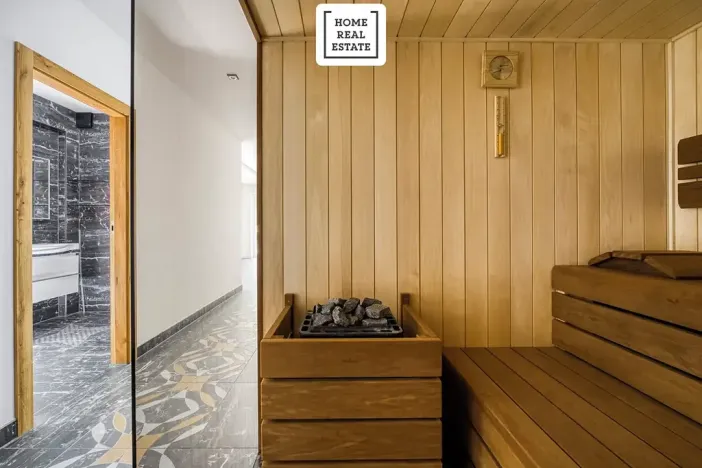 Prodej bytu 3+kk, Karlovy Vary, Šumavská, 171 m2