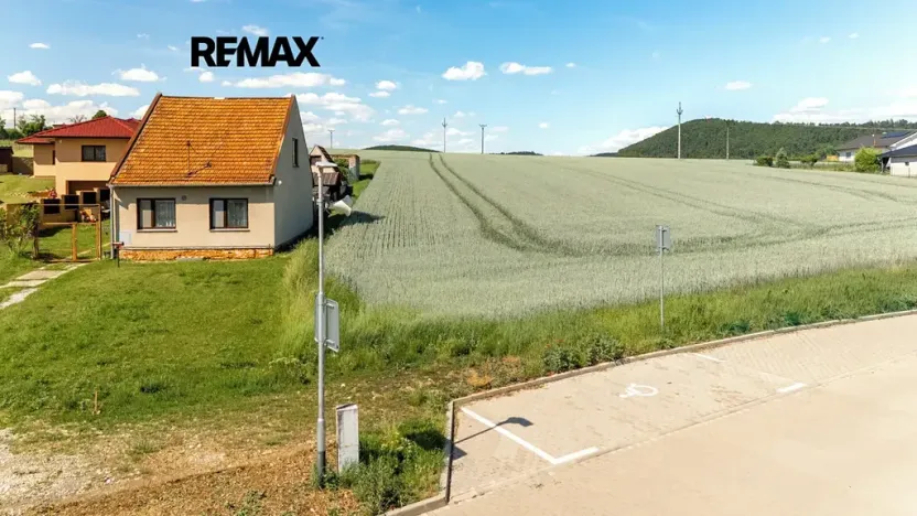 Prodej pozemku pro bydlení, Moravské Knínice, 1719 m2