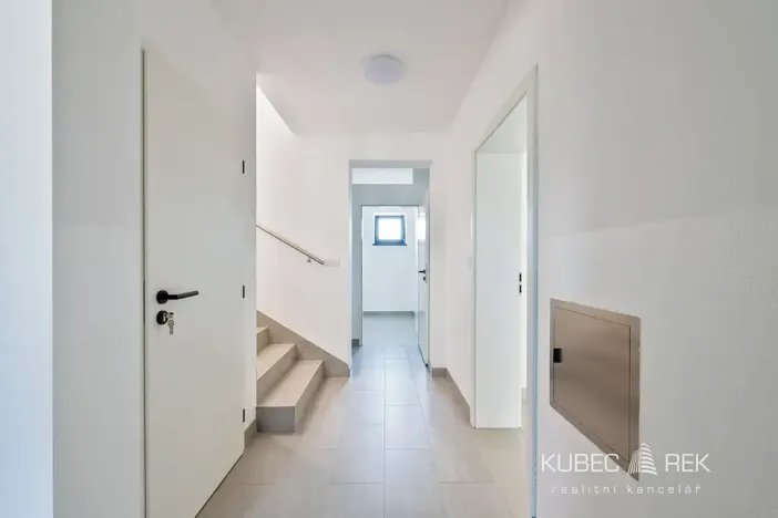 Prodej bytu 2+kk, Veselí nad Lužnicí, Budějovická, 52 m2