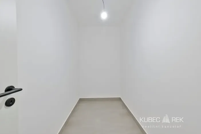Prodej bytu 1+kk, Veselí nad Lužnicí, Budějovická, 40 m2