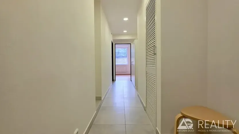 Pronájem bytu 3+1, Praha - Dejvice, Krohova, 76 m2