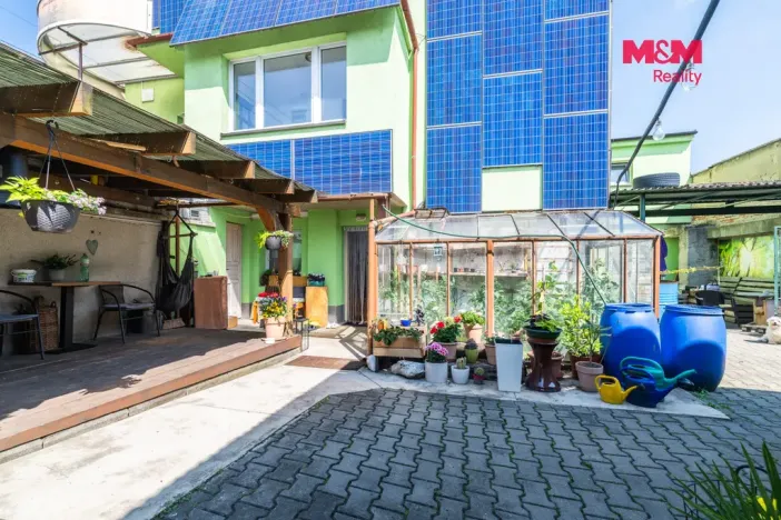 Prodej rodinného domu, Otrokovice - Kvítkovice, tř. Osvobození, 422 m2