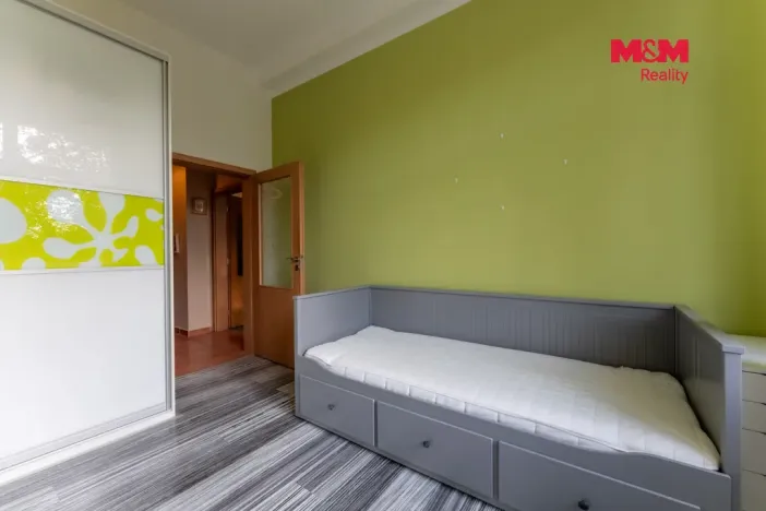 Prodej bytu 2+kk, Milovice - Mladá, Slepá, 46 m2