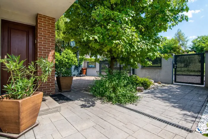 Prodej rodinného domu, Praha - Lipence, Pod Lečí, 258 m2