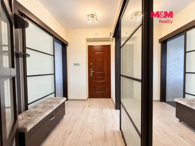 Prodej bytu 2+1, Karviná - Nové Město, Fučíkova, 58 m2