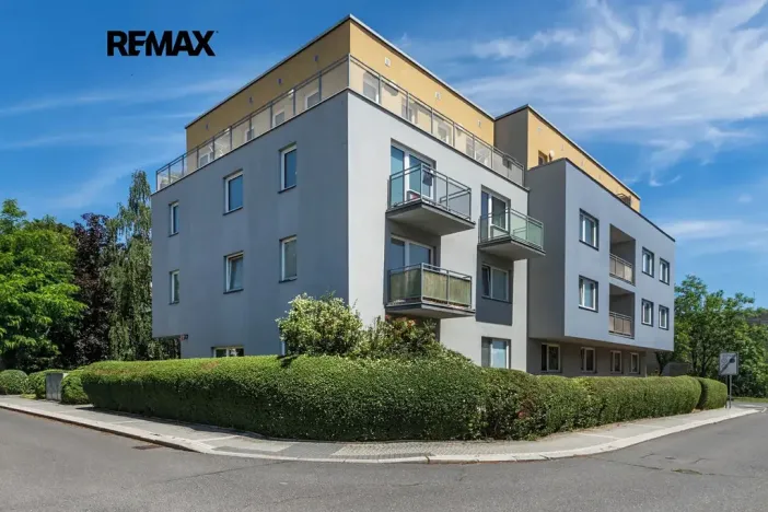 Prodej garážového stání, Praha - Břevnov, Rejchova, 12 m2