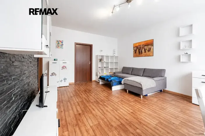 Prodej bytu 3+1, Břeclav, Na Valtické, 68 m2