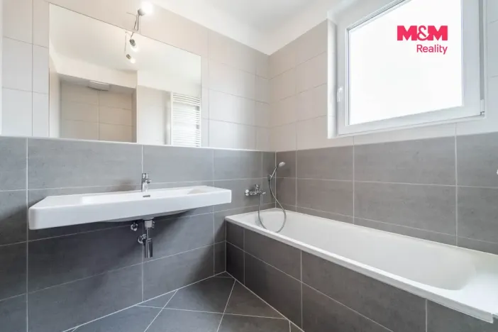 Prodej bytu 4+kk, Praha - Dolní Měcholupy, Honzíkova, 97 m2