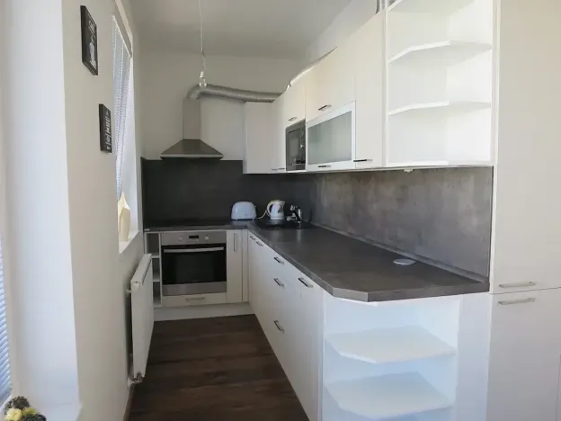 Pronájem bytu 2+kk, Praha - Horní Měcholupy, Padovská, 50 m2