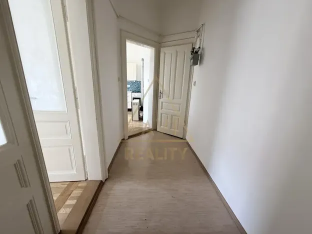 Pronájem bytu 2+kk, Praha - Vinohrady, Na Švihance, 45 m2