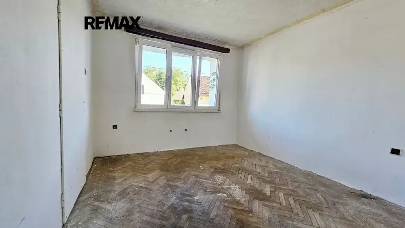 Prodej bytu 2+1, Hobšovice, 64 m2