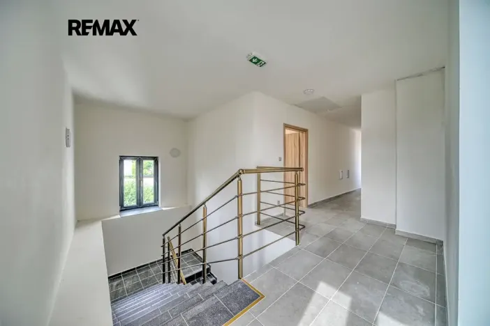 Pronájem bytu 1+kk, Velký Osek, Revoluční, 23 m2