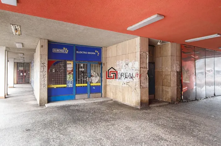 Prodej obchodního prostoru, Orlová, Masarykova třída, 1570 m2