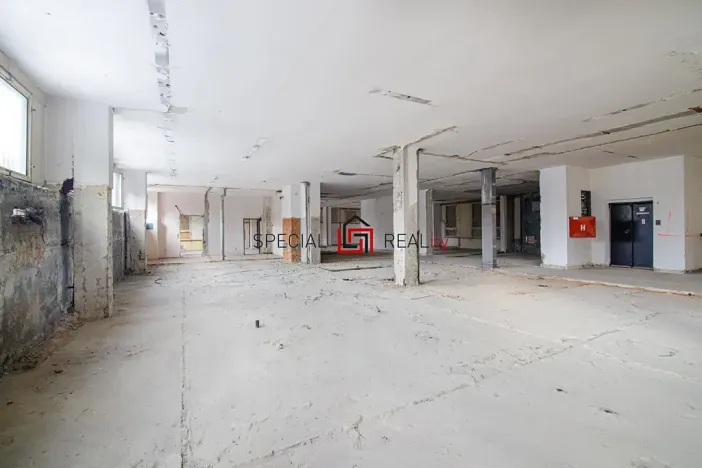 Prodej obchodního prostoru, Orlová, Masarykova třída, 1570 m2