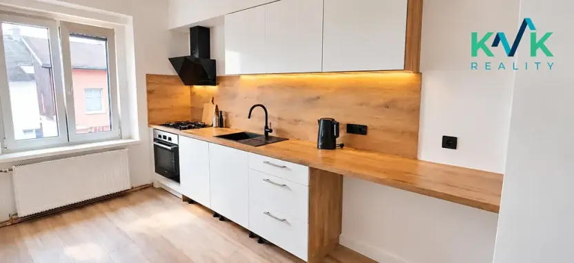Pronájem bytu 2+1, Karlovy Vary, Lipová, 52 m2