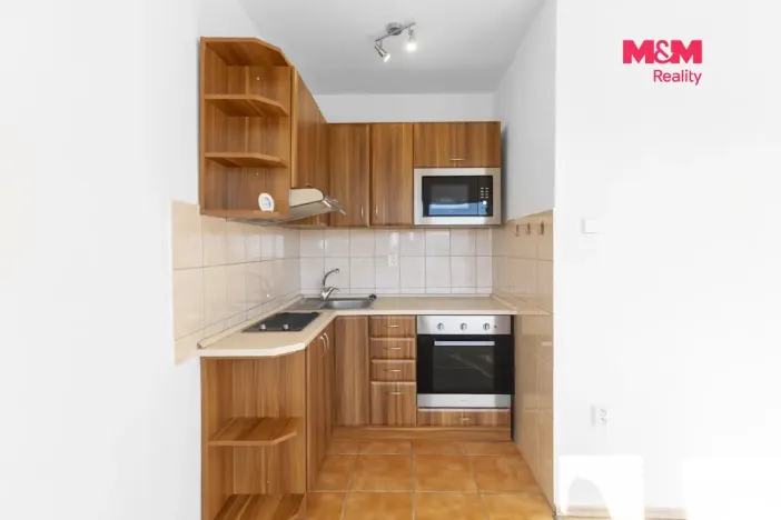 Prodej bytu 1+kk, Frýdek-Místek - Místek, Janáčkova, 21 m2