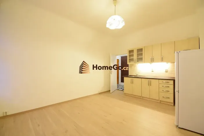 Pronájem bytu 2+kk, Praha - Vršovice, Sevastopolská, 40 m2