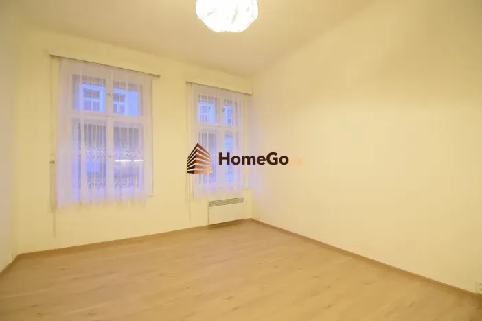 Pronájem bytu 2+kk, Praha - Vršovice, Sevastopolská, 40 m2