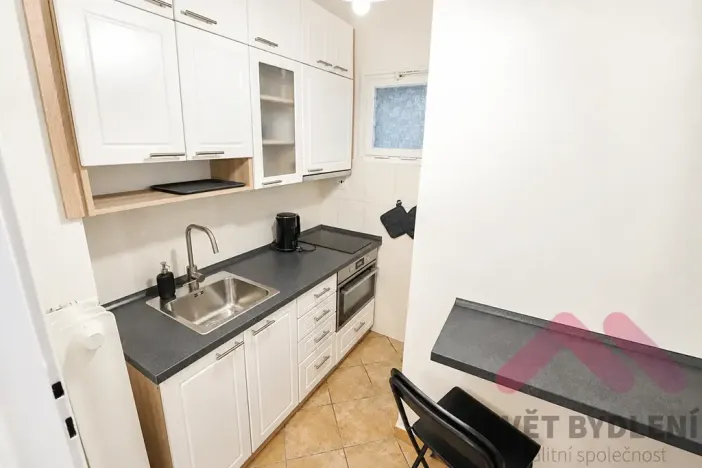 Pronájem bytu 1+kk, Praha - Staré Město, Konviktská, 30 m2