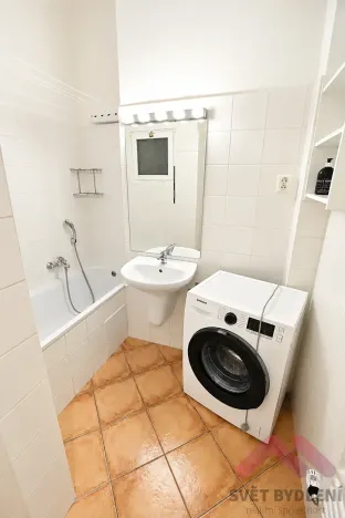 Pronájem bytu 1+kk, Praha - Staré Město, Konviktská, 30 m2