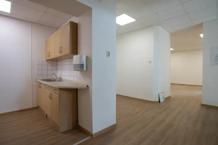 Pronájem kanceláře, Říčany, 17. listopadu, 12 m2