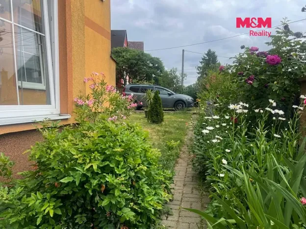 Prodej rodinného domu, Bochov, Okružní, 340 m2